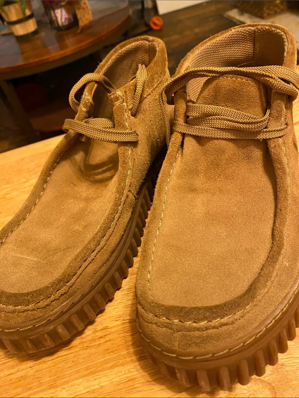 Clarks Men's Suede Chukka Boots - Tan Brown